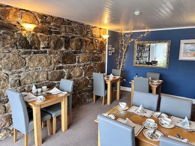 Hillview Breakfast Room